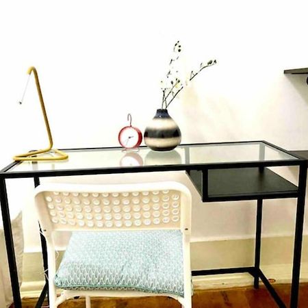 Romantic Chiado 7 -Private Small Single Room With No Outside Window Lisboa المظهر الخارجي الصورة